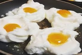 ۱۱ دلیل خوب برای خوردن روزانه تخم‌مرغ