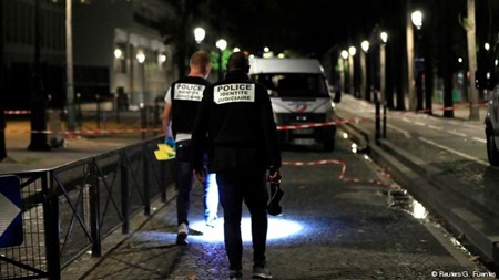 زخمی شدن ۷ نفر در پاریس با ضربات چاقو یک مهاجم