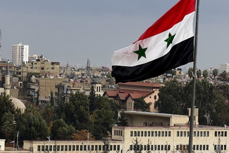 الاخبار: امارات به دنبال بازسازی روابط با دمشق است