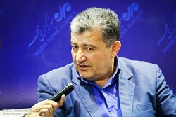رئیس فراکسیون مبارزه با مفاسد اقتصادی مجلس از ایران خودرو و سایپا می‌گوید