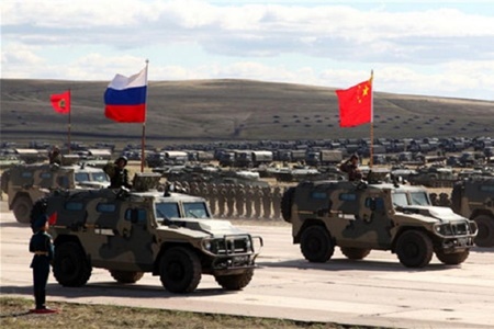 ورود چین و روسیه به عرصه روابط نظامی
