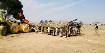 جزئیات حادثه مرگبار تصادف نفت‌کش با اتوبوس | راننده تریلر حامل سوخت مقصر بود