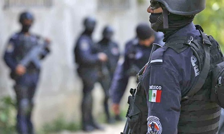 افزایش کودک‌ربایی و نفوذ شایعه | مکزیکی‌ها مامور امنیتی را آتش زدند