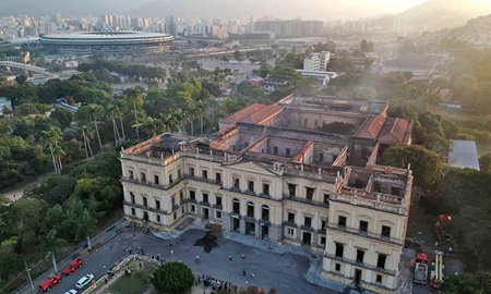 غمنامه پائولو کوئلیو برای موزه سوخته | برزیل سوگوار است