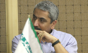 دکتر حسن نمک دوست تهرانی 
