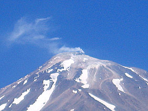 دماوند آتشفشان نیمه فعال