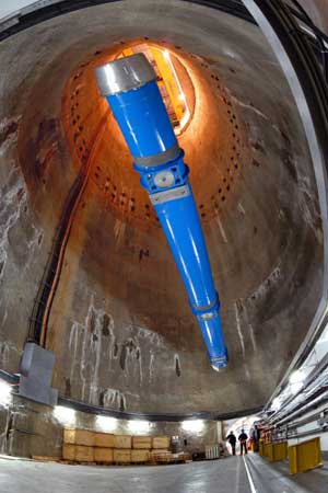 یک مغناطیس دوقطبی بزرگ درون تونل شتاب‌دهنده