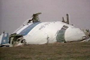 هواپیمای پان آمریکن شماره 103 پس از انفجا و سقوط بر فراز لاکربی