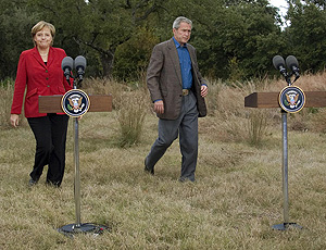 Angela Merkel -  George W. Bush 