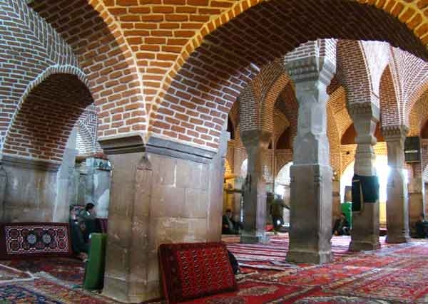 آشنایی با مسجد سنگى ترک - آذربایجان‌شرقی