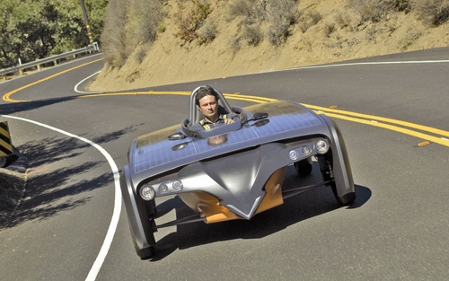 خودرو با سوخت خورشیدی