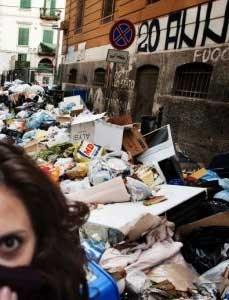 garbage- Naples
