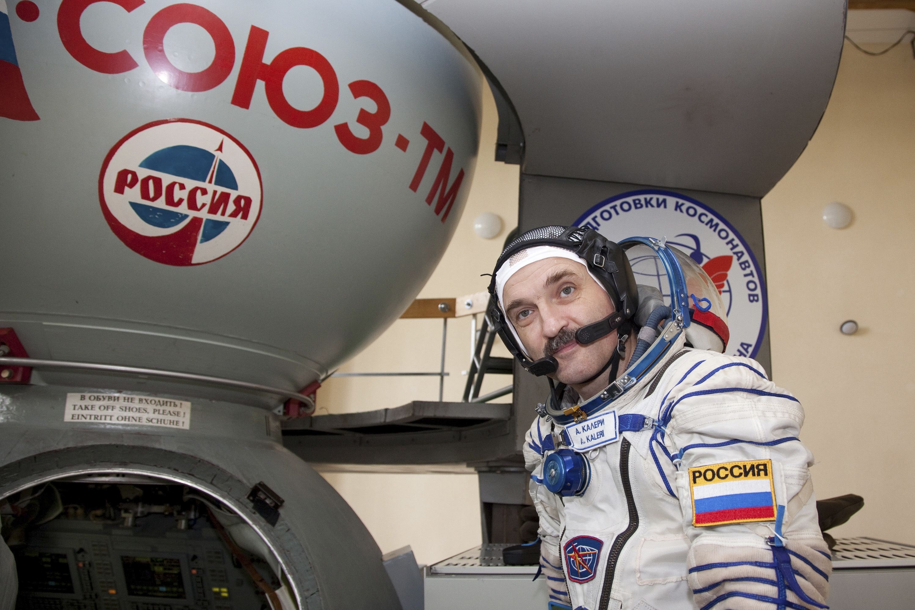 فضانورد روس در تمرین‌های پیش از پرواز