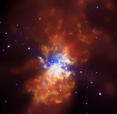 کهکشان M82