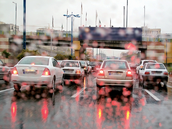 باران و ترافیک 