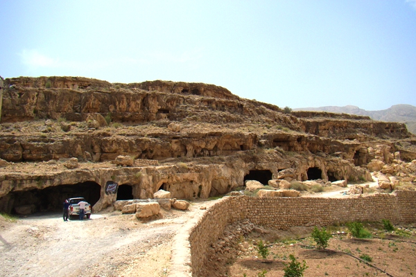 آشنایی با غار سنگ‌تراشان - فارس