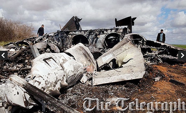 تصاویر جنگنده سقوط کرده آمریکا در لیبی