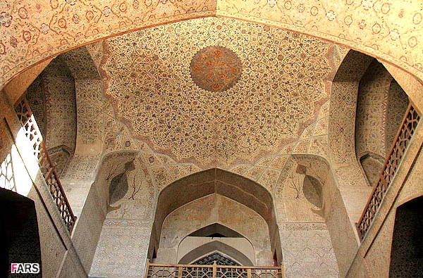 آشنایی با عمارت عالی‌قاپو - اصفهان