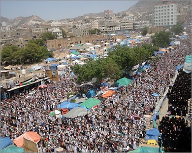 هزاران یمنی خواستار  برکناری عبدالله صالح شدند