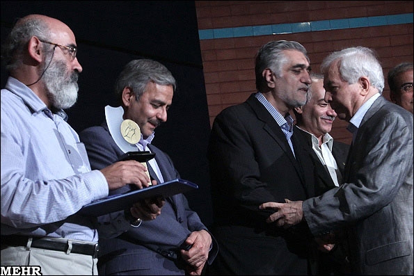 مراسم گرامیداشت بیستمین سال تأسیس انجمن روابط‌عمومی ایران