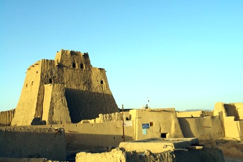 آشنایی با قلعه سِب - سیستان و بلوچستان