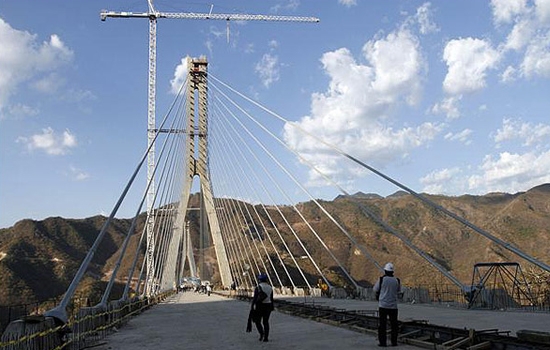 بلندترین پل معلق دنیا با 402.6 متر ارتفاع در مکزیک ساخته شد