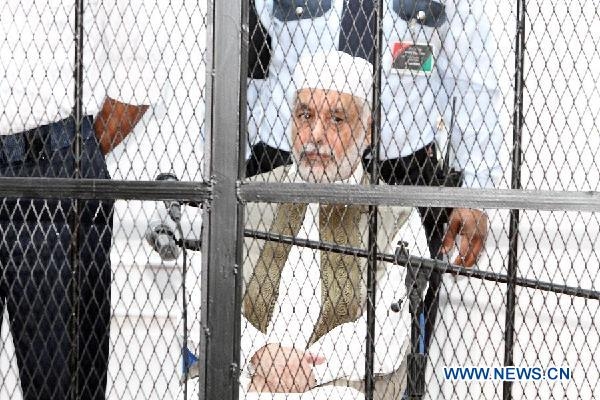محاکمه نخست وزیر رژیم قذافی در طرابلس آغاز شد