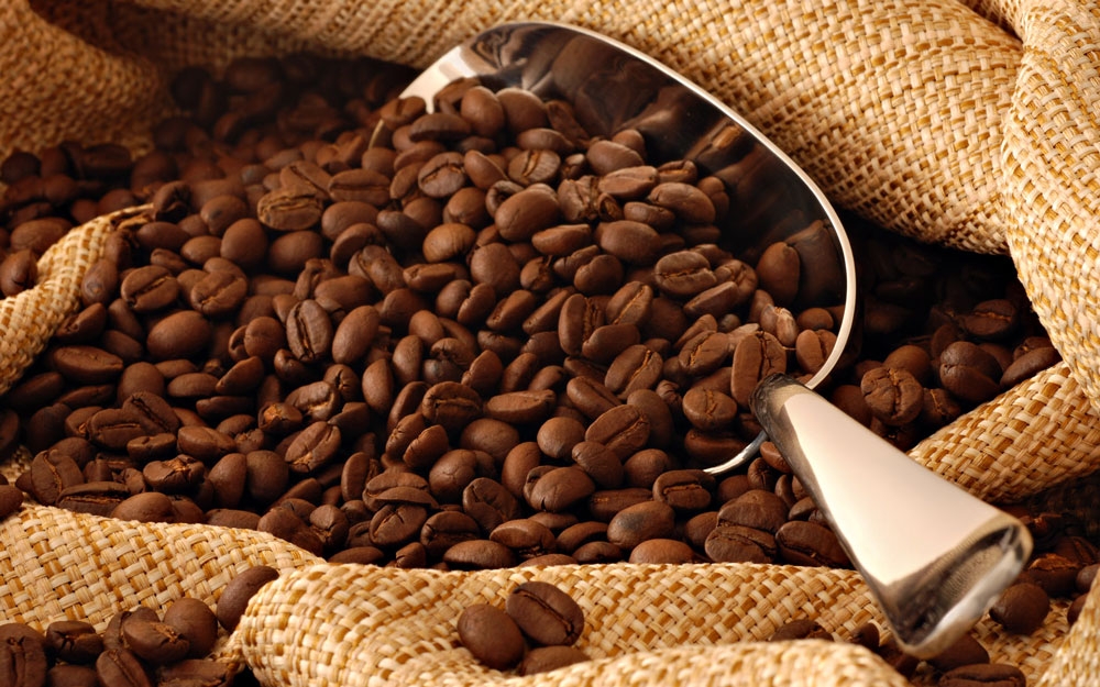 آشنایی با 10 کاربرد قهوه در خانه‌داری 