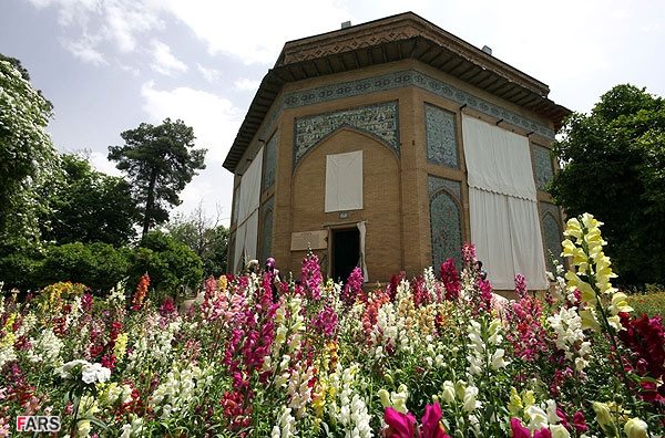 موزه پارس در عمارت کلاه‌فرنگی وکیل