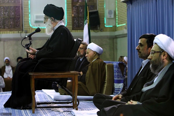 دیدار کارگزاران نظام و اعضای کنفرانس وحدت اسلامی با رهبر انقلاب