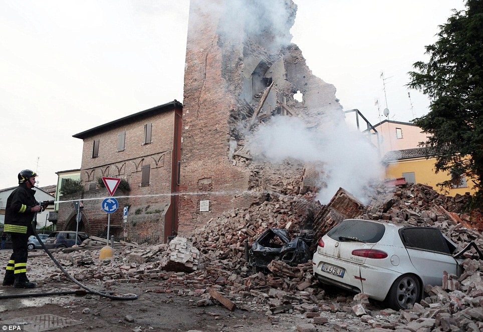شمار قربانیان زمین لرزه در شمال ایتالیا به شش نفر رسید