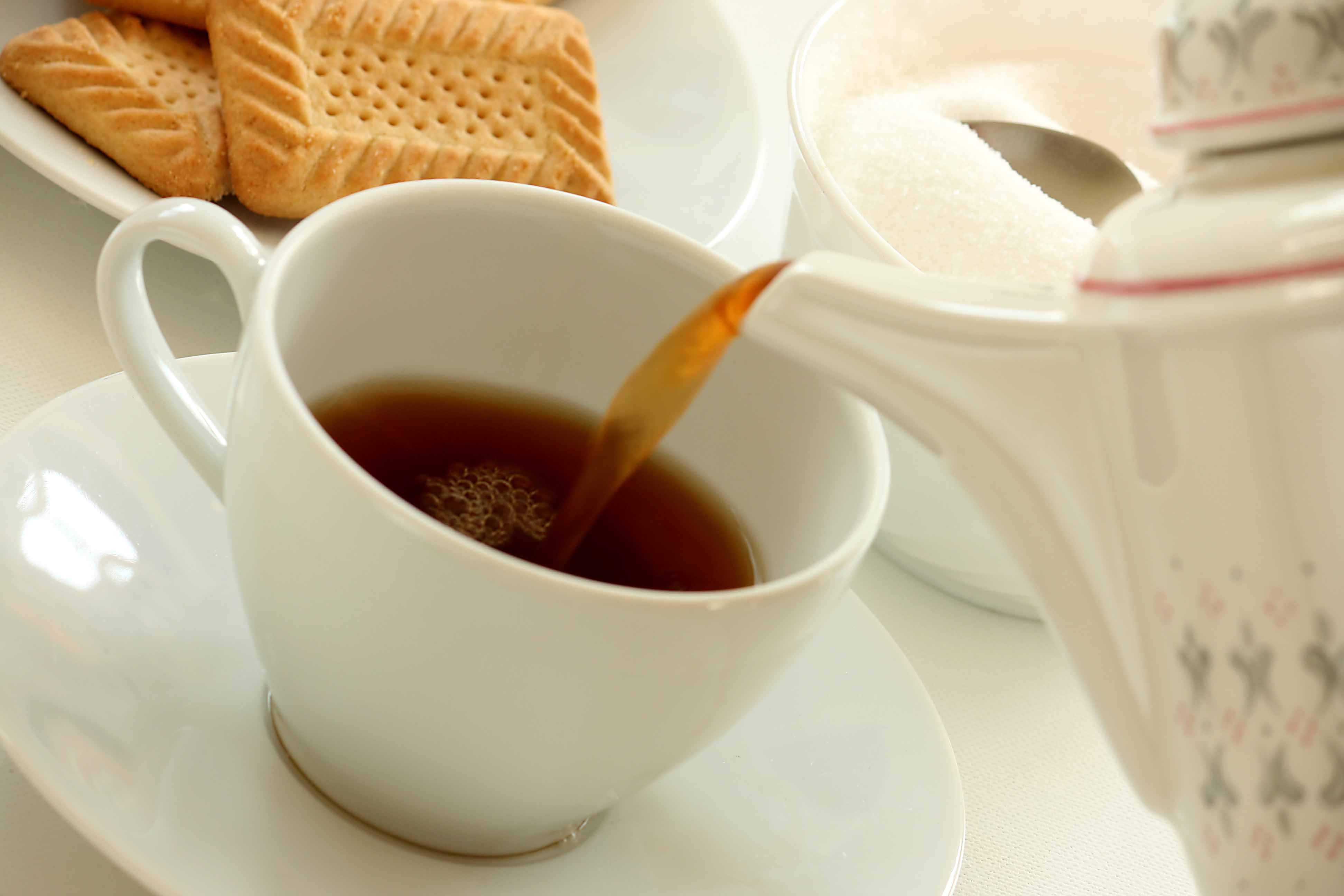 مصرف قهوه و چای در  تابستان و کم شدن آب بدن
