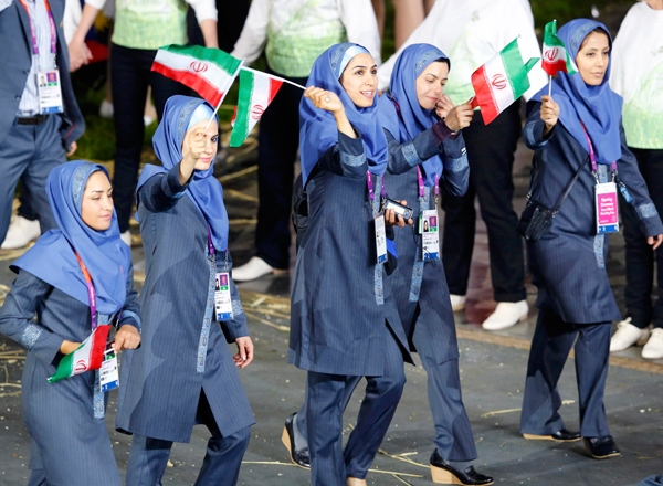 گزارش تصویری رژه کاروان المپیکی ایران با پرچمداری مظاهری