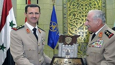 وزیر دفاع سابق سوریه گزینه غرب و روسیه برای جانشینی اسد