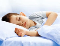 کودکانی که زیاد می‌خوابند کمتر غذا می‌خورند