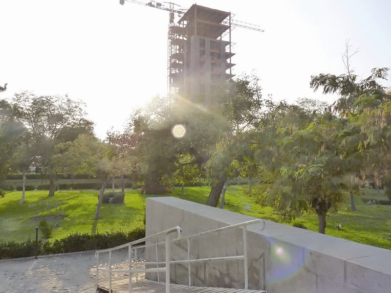 ساخت هتل در حریم آرامگاه نادرشاه، خلاف قانون است