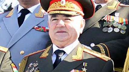 وزیر دفاع تاجیکستان بعد از ۱۸ سال برکنار شد
