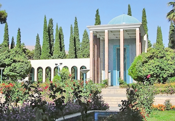 شیراز - آرامگاه سعدی