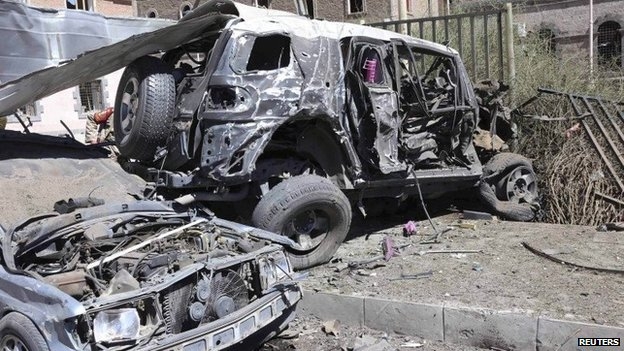افزایش شمار قربانیان انفجار در وزارت دفاع یمن به ۵۲ تن