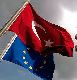 اتحادیه اروپا به ترکیه هشدار داد