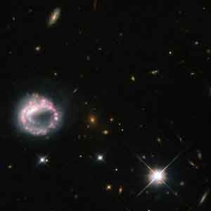 کهکشان حلقوی در دام هابل