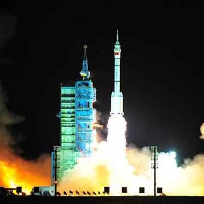 پرتاب فضاپیمای سرنشین دار چین