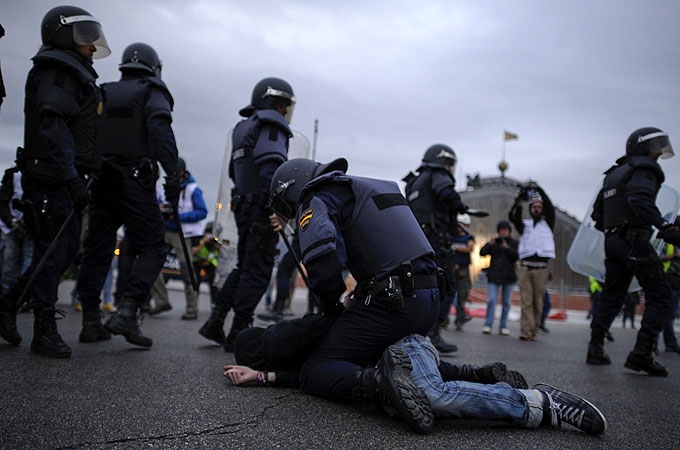 اعتراضات علیه نظام سرمایه داری در پایتخت اسپانیا 