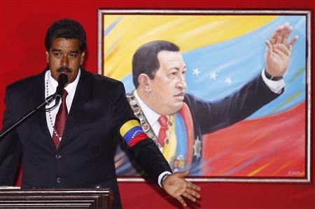 نیکلاس مادورو در حوزه های رای گیری ونزوئلا پیشتاز است