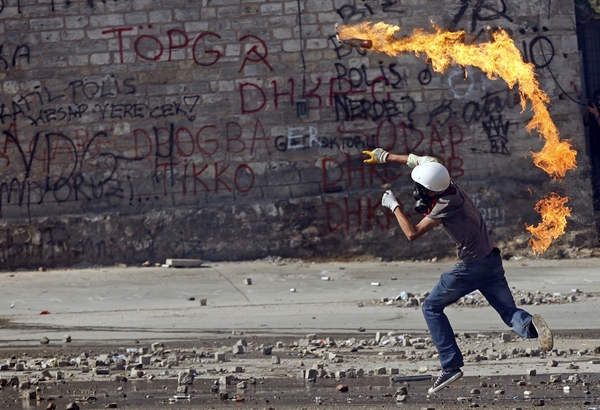 اعتراضات و درگیری در استانبول ترکیه