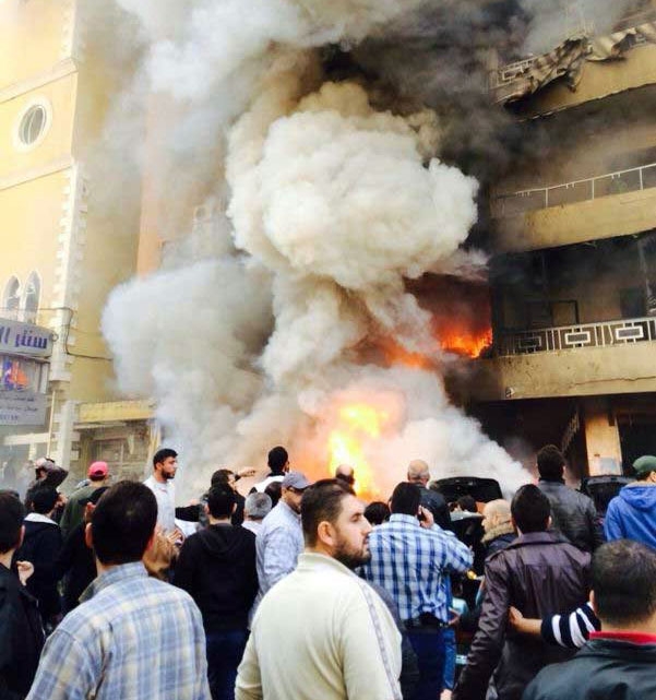 انفجار در ضاحیه جنوبی بیروت با ۴۰ کشته و زخمی
