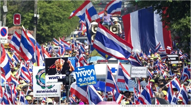 تایلند در آستانه تعطیلی سیاسی؛ بانکوک مرکز جنگ می‌شود