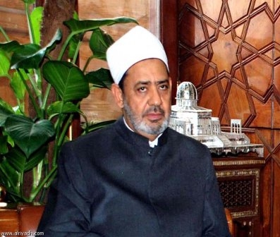 شیخ الازهر: جنگ با تکفیری ها واجب است