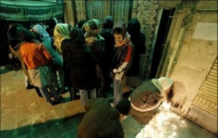کوبیدن در مسجد در شب اول ربیع الاول