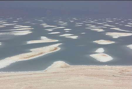 ادامه روند کنونی موجب خشکیدگی کامل دریاچه ارومیه تا ۳ سال آینده می‌شود 